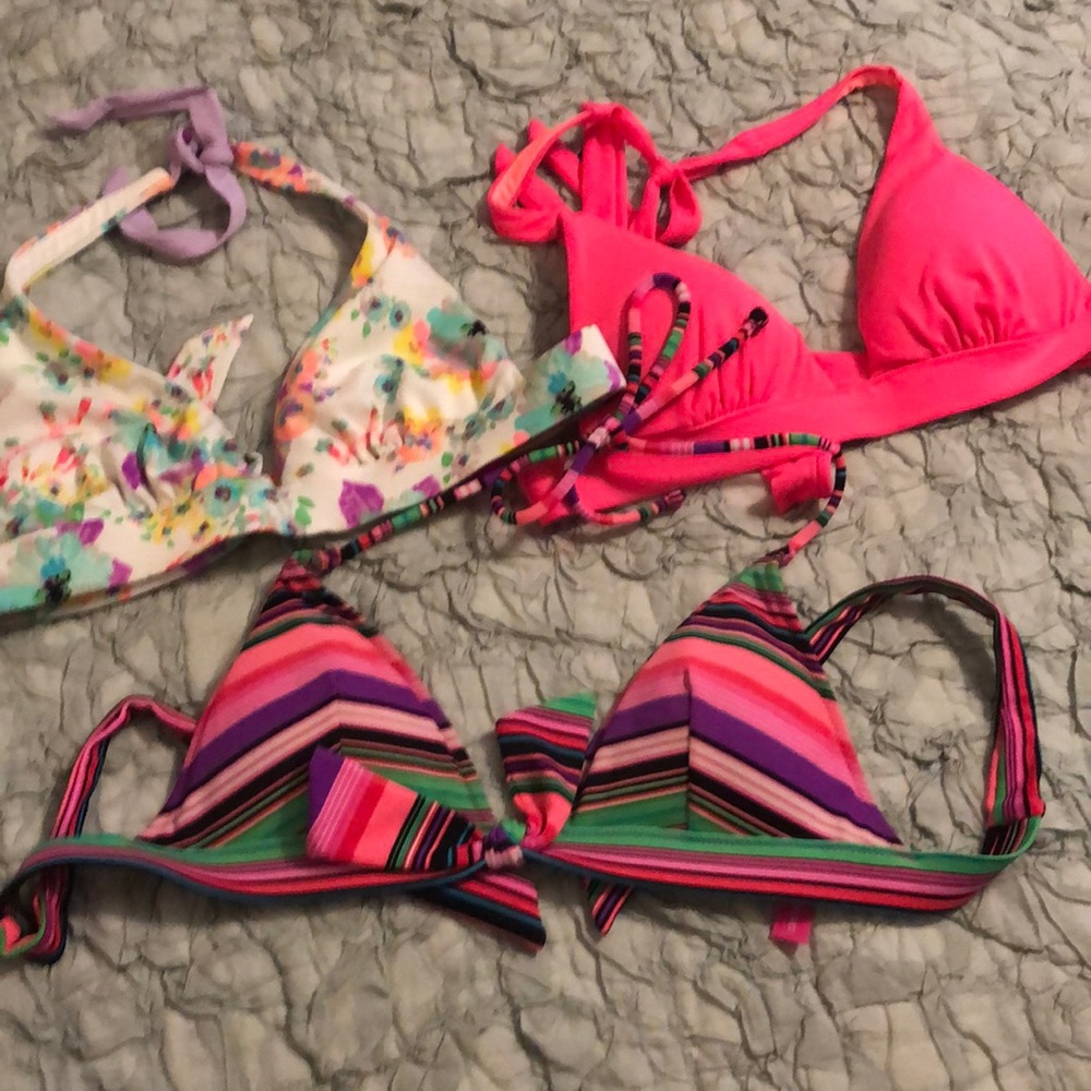 3 VS bikini tops.